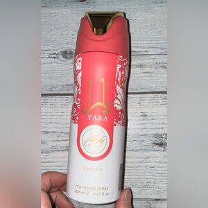 Yara Candy Perfumed Hair Hairspray — Pink/White